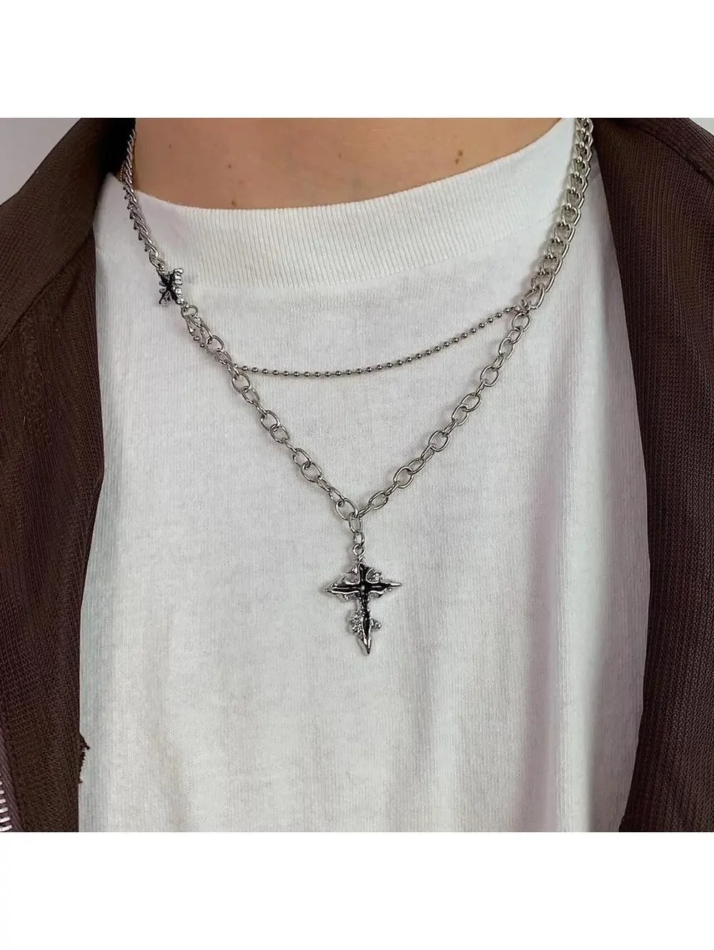 Cyber Y2k 2000s Vintage Style punk grunge crystal cross pendant necklace chain.